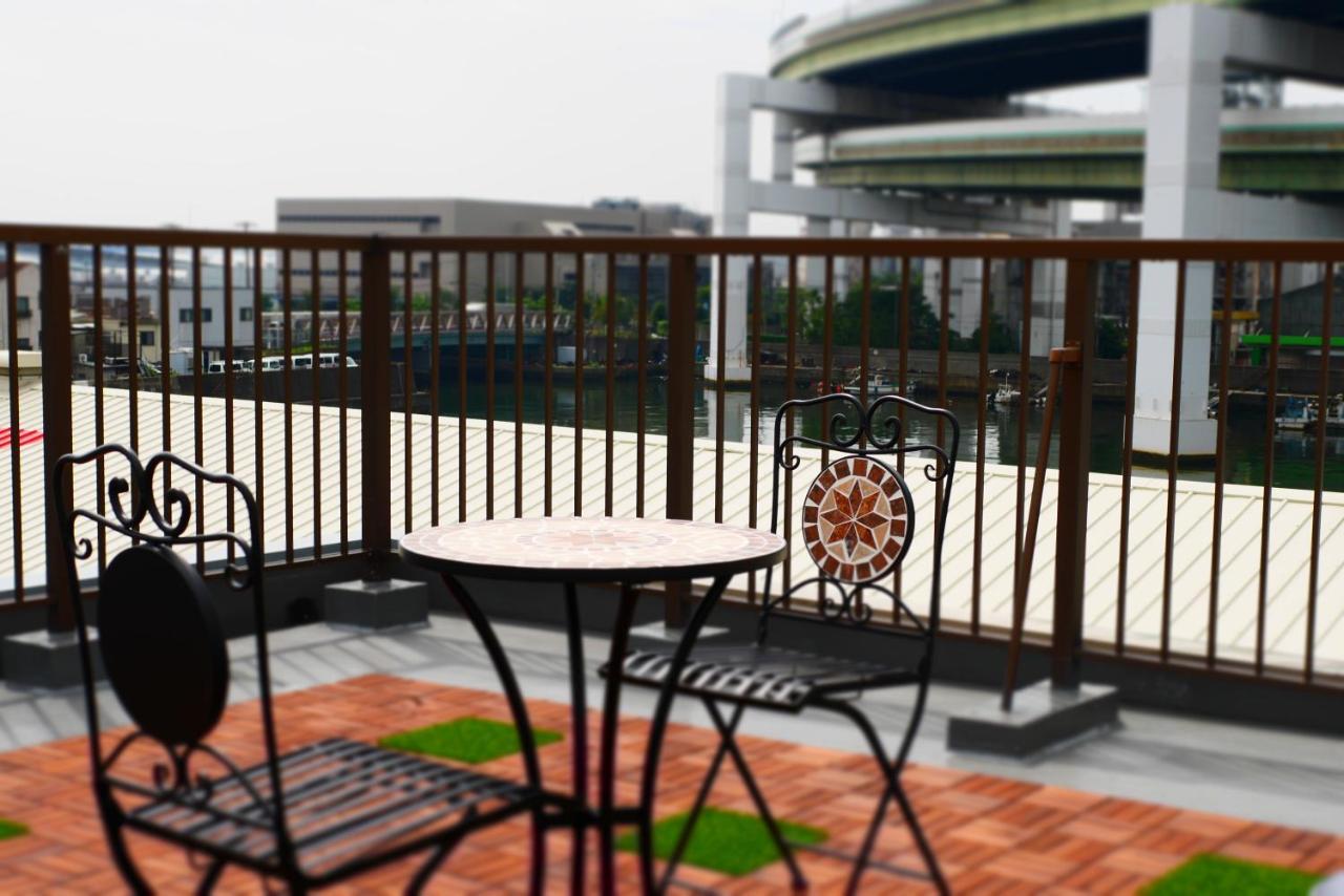 Apple Apartemen Osaka